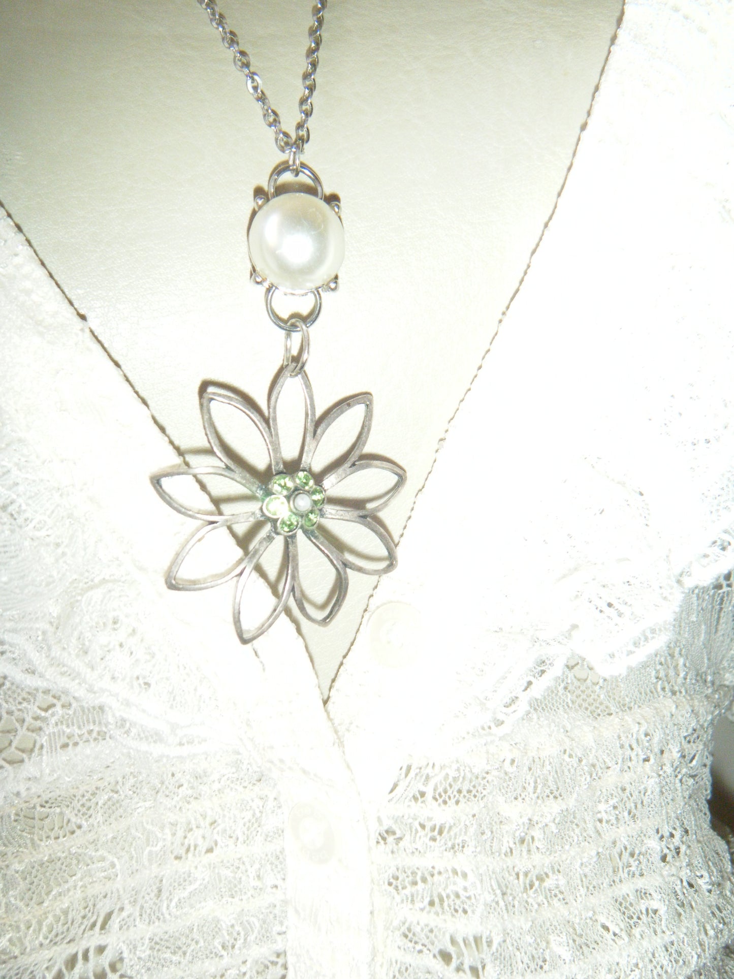 Pearl Bloom Necklace