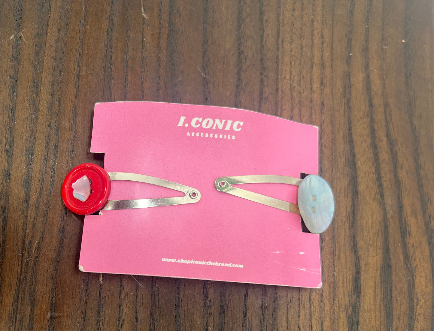 Unlikely duo hair clips