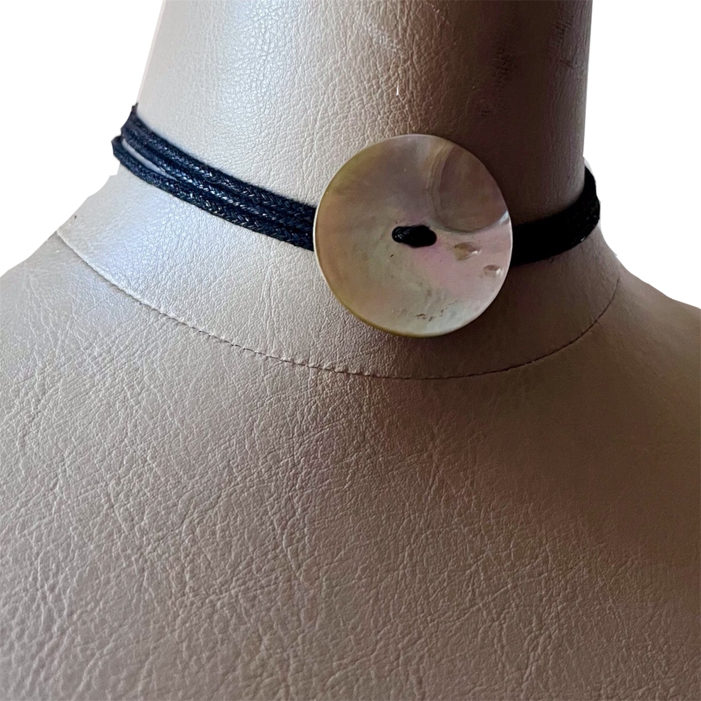 Pearlescent Loop de Loop Choker