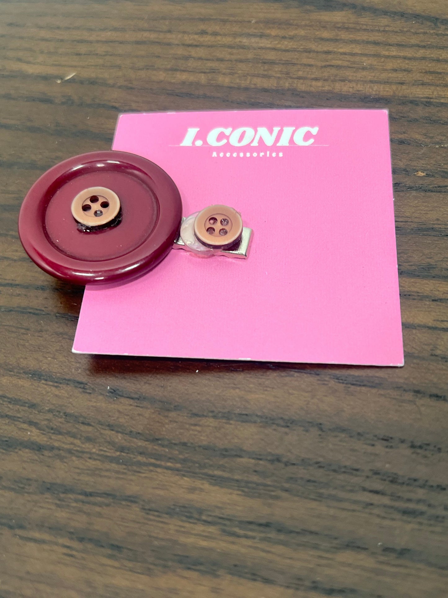 Plum-copper button cluster clip