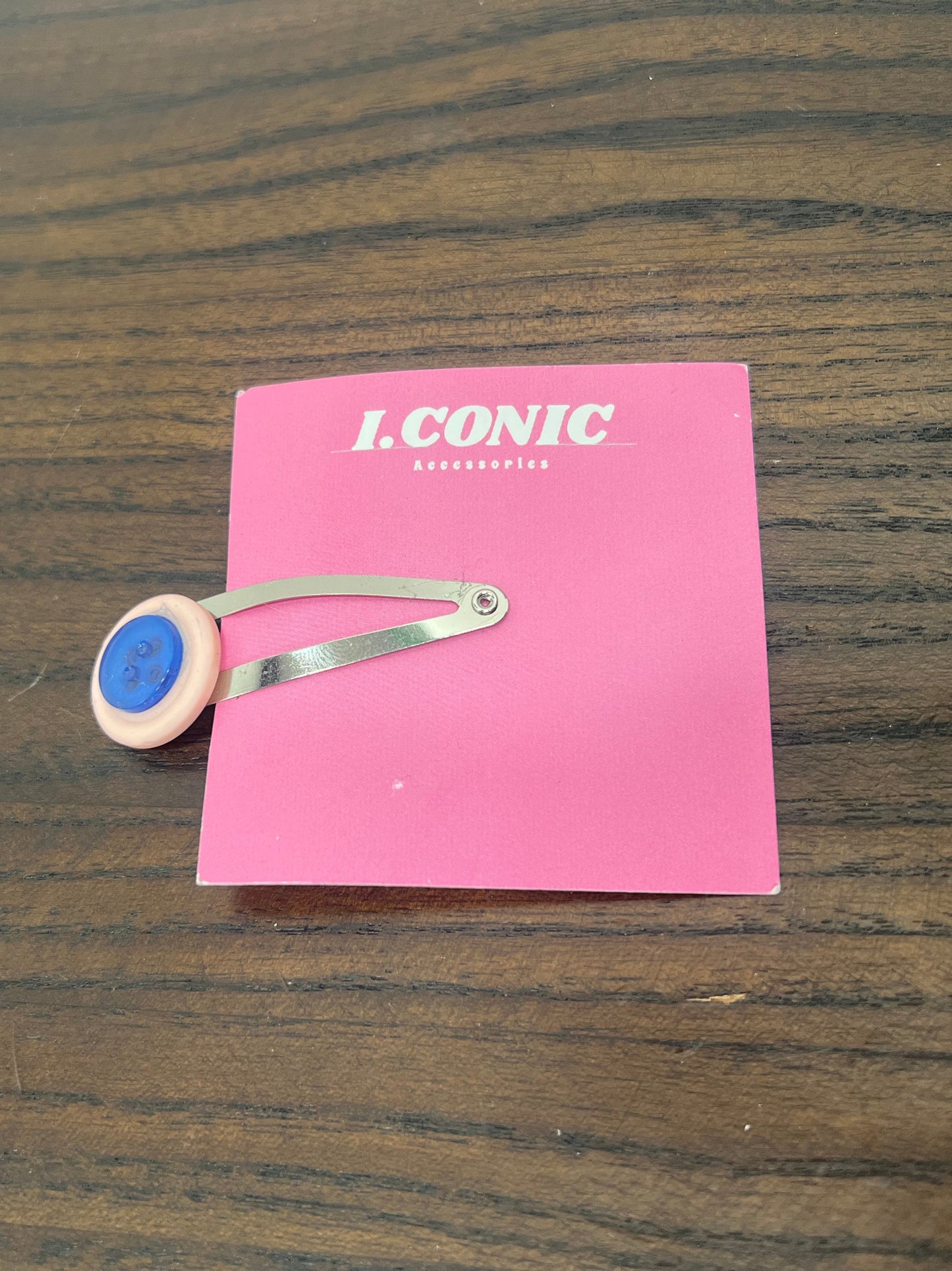 So Dolly button clip
