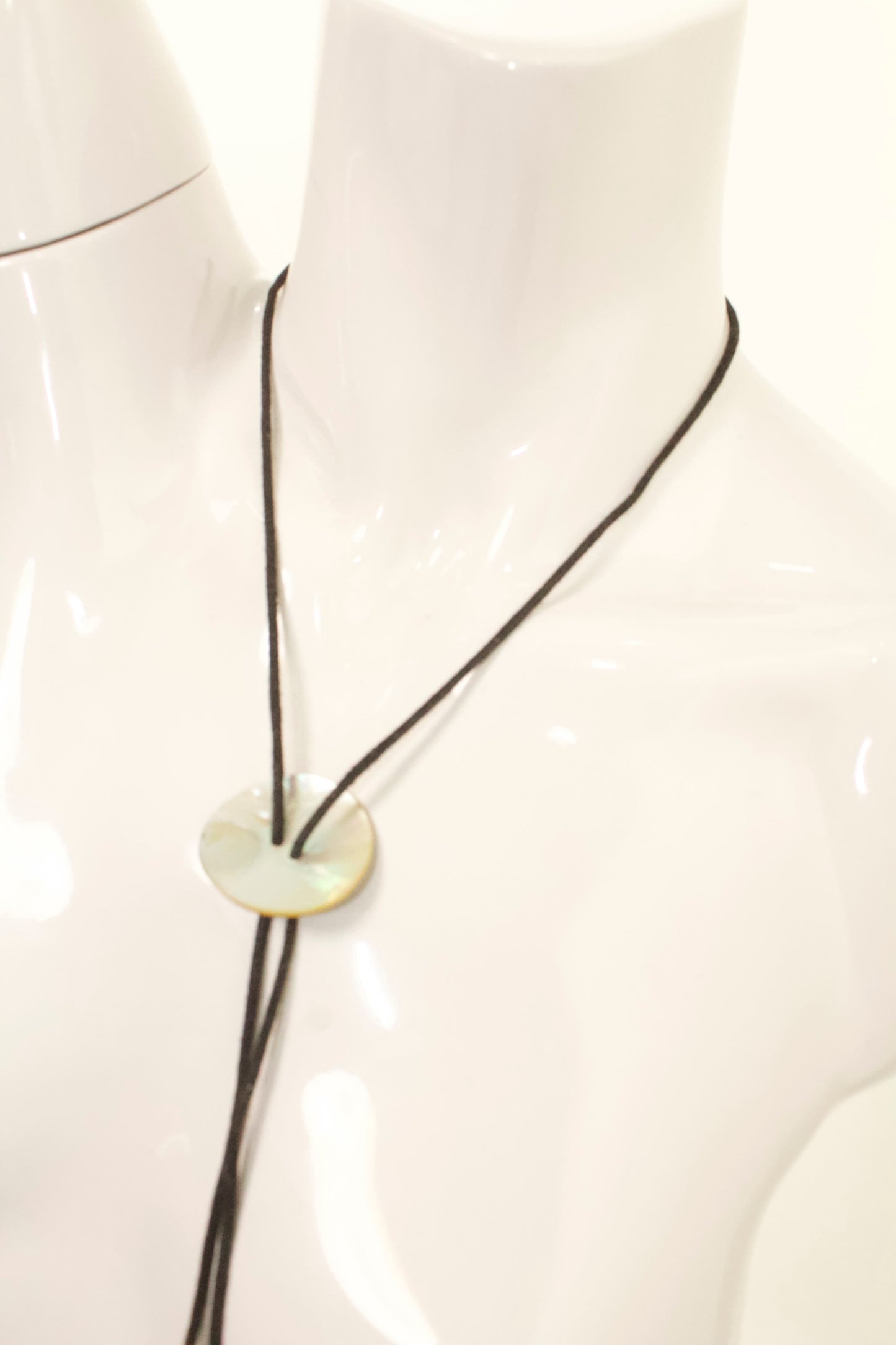 Pearlescent Loop de Loop Choker