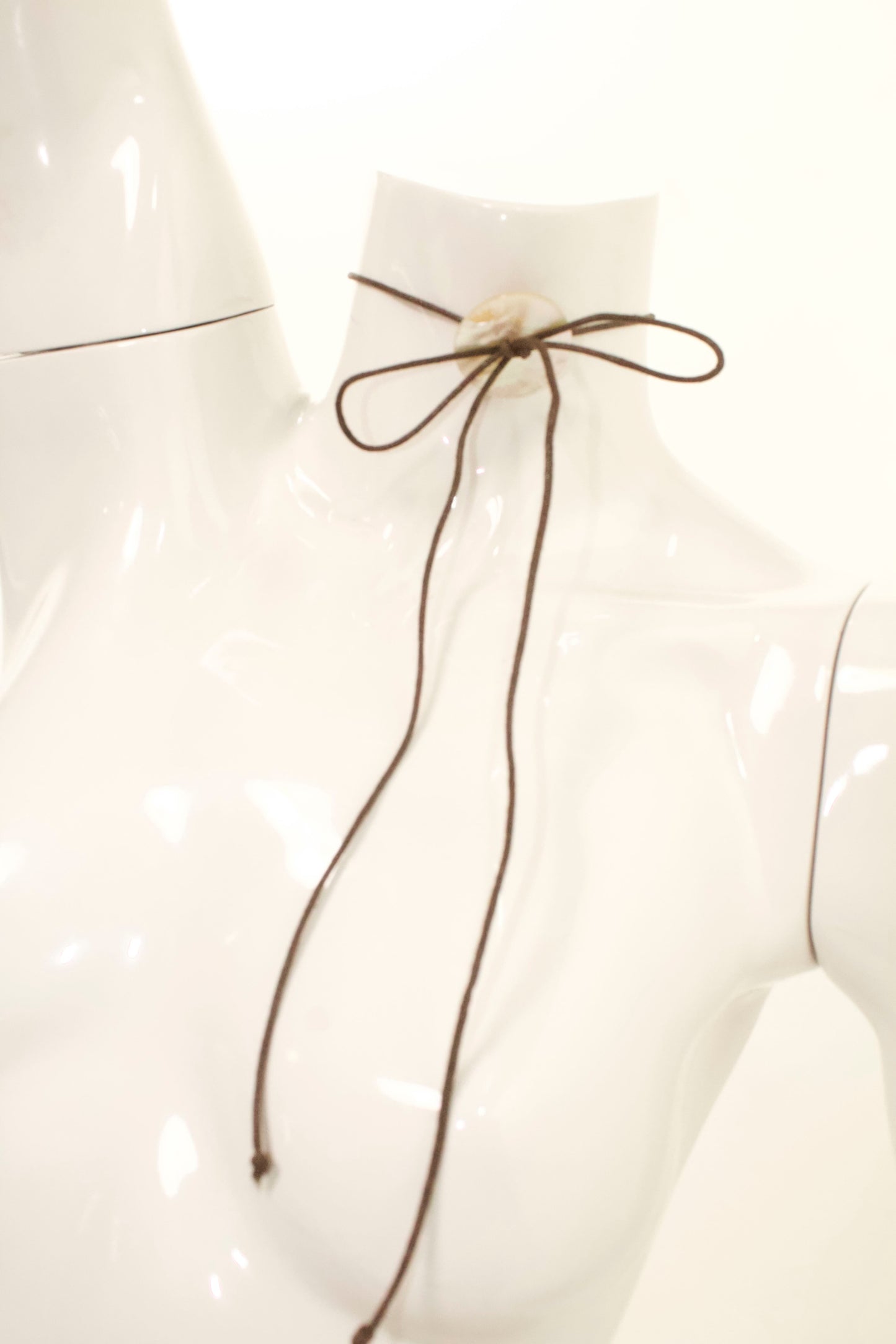 Pearlescent Loop de Loop Choker (XLong)