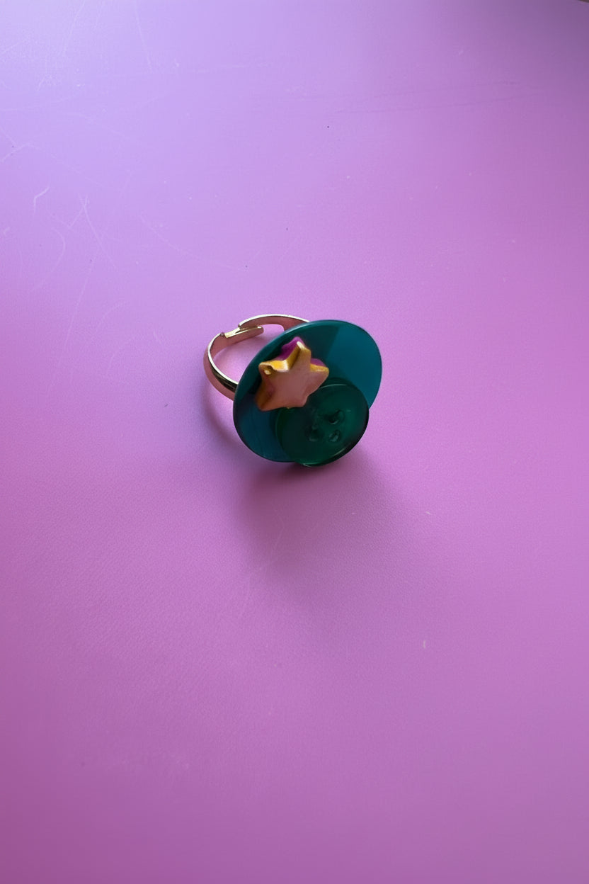 Candy star button ring