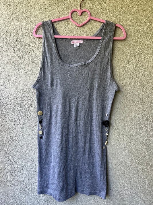 Custom Button Tank