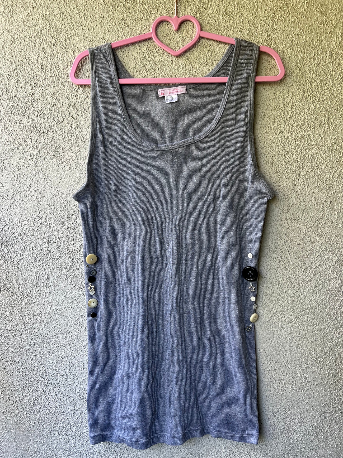 Custom Button Tank