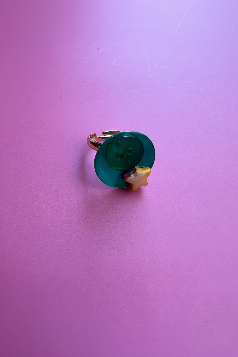 Candy star button ring